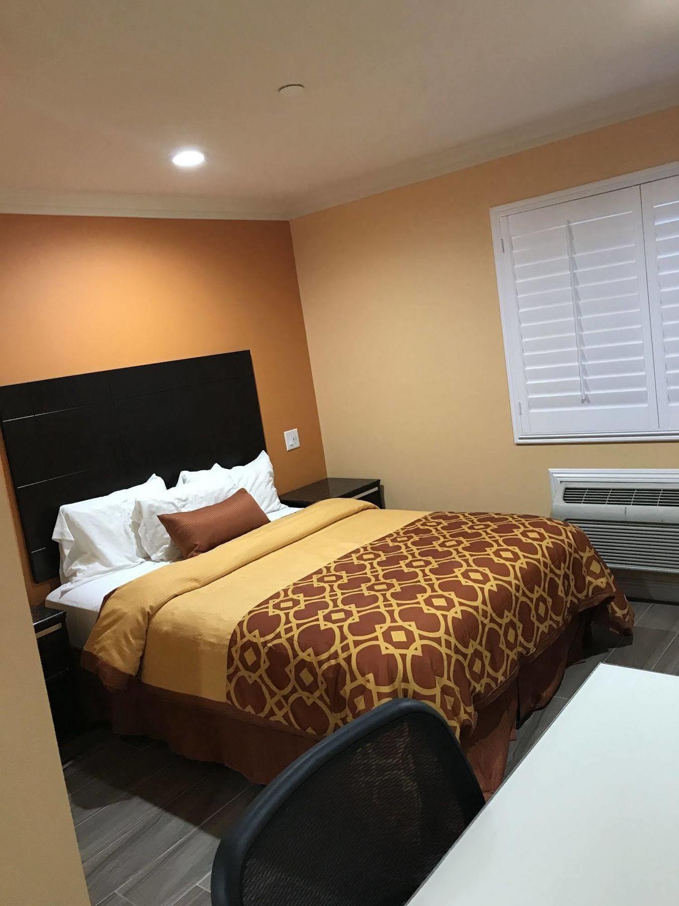 Executive Suites Inn Westminster Zewnętrze zdjęcie